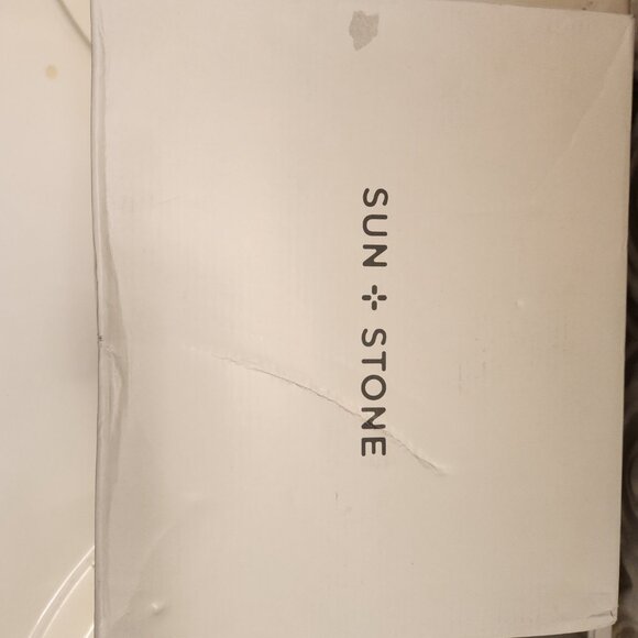 Sun + Stone "Morghan" White Booties. NIB. Size 7 - Picture 10 of 10